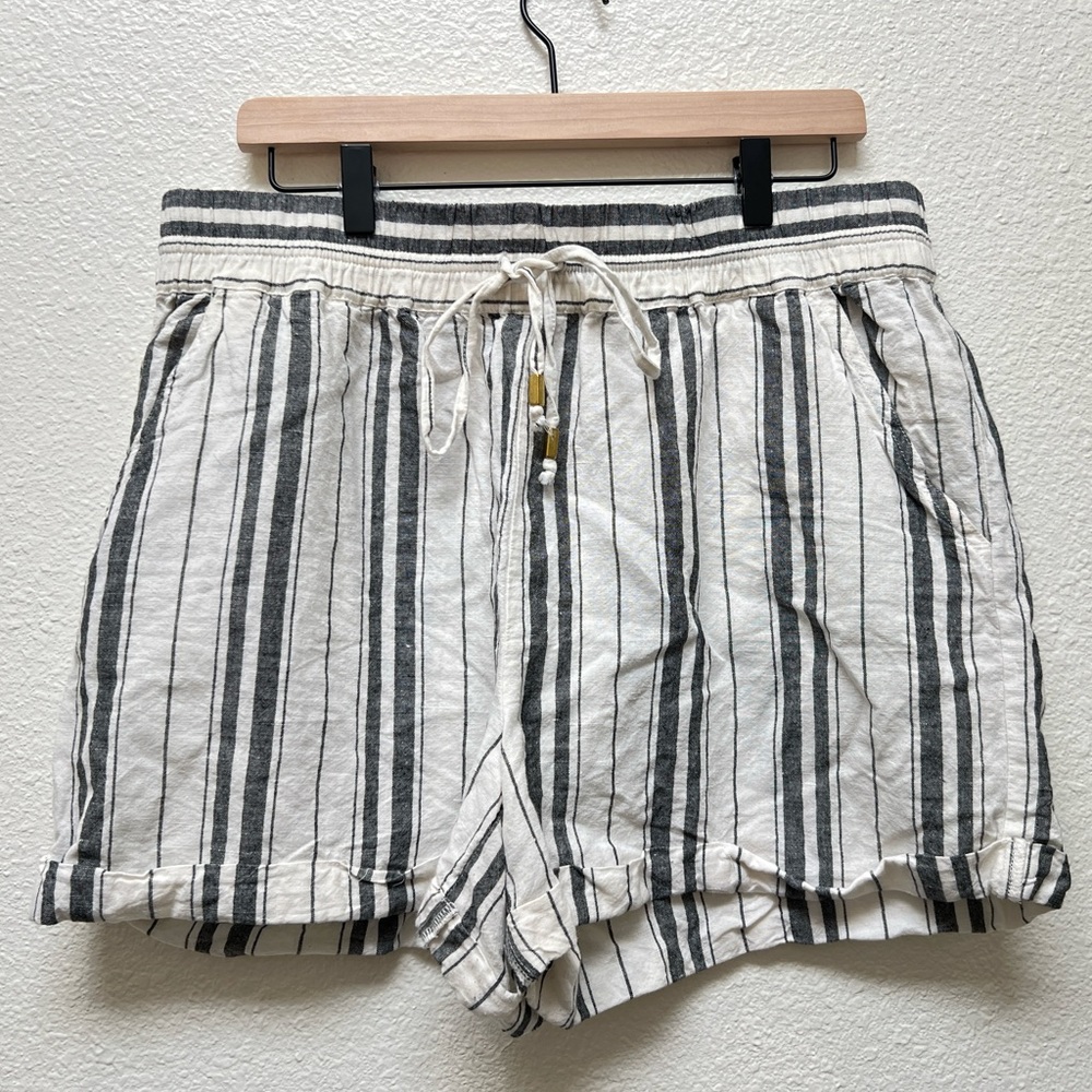 Anthropologie Maeve Womens Large Striped Linen Blend Shorts
High Rise Waist